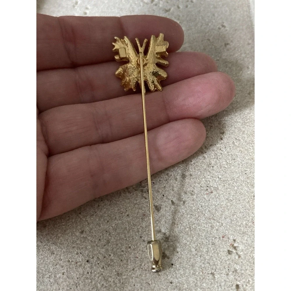 Gold Tone Butterfly Stick Pin Brooch Textured Vintage‎ Hat Or Scarf Lapel Pin